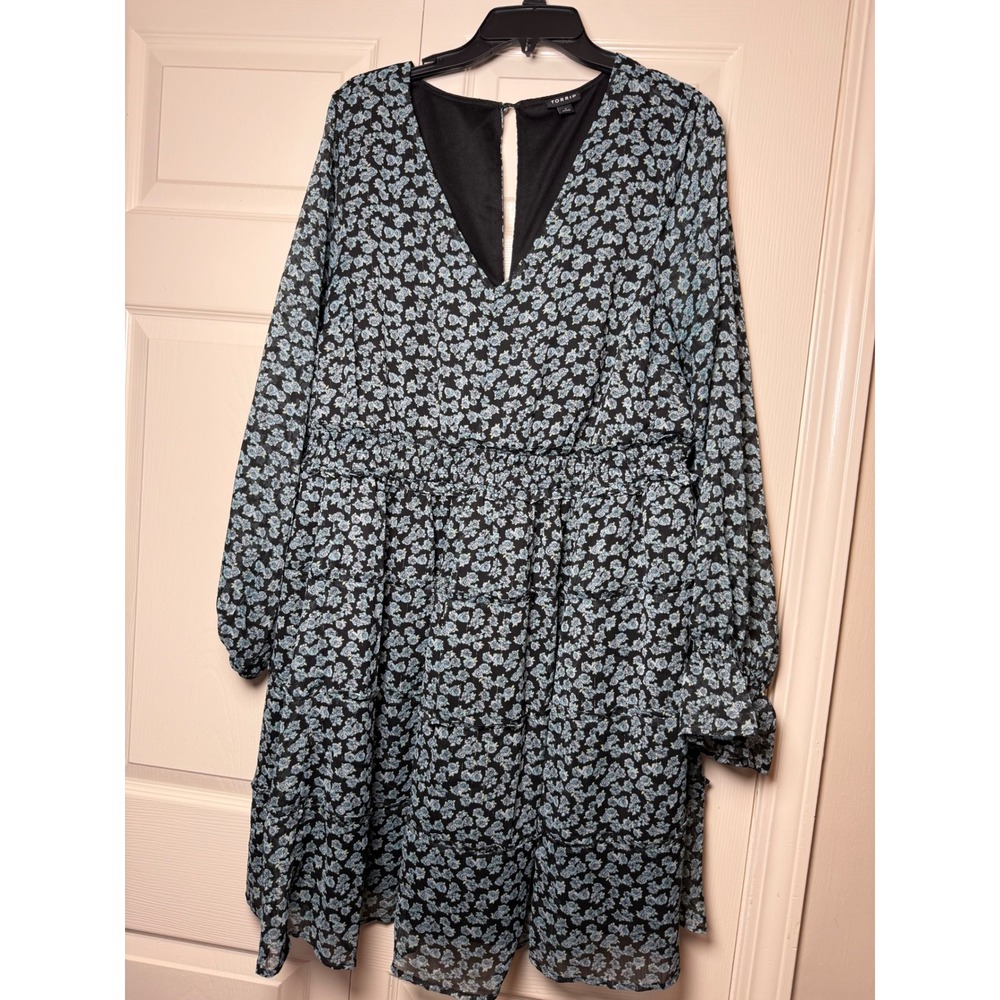 Torrid Blue Floral‎ Chiffon Smocked Mini Dress Black Metallic Pinstripe Size 1